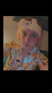 So I've been using my island's flag as the merch for the new hotel- even  made a whole room with it! 😂😂😂 I have to say though, Bettina looks cute  in the