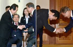 문재인 대통령과 정세균 국무총리는 최근 논란이 된 개발제한구역, 그린벨트 해제와 관련해 미래세대를 위해 해제하지 않고 계속 보존하기로 결정했습니다. ì´ë‚™ì—°ì€ 60ë„ ì •ì„¸ê· ì€ 15ë„ë§Œ ì¸ì‚¬í•œ ì´ìœ 