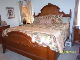 Lexington Victorian Sampler King Mansion Bed I Have The Queen Bed And Am Contempla Lexington Furniture Bedroom Lexington Furniture Victorian Bedroom Furniture