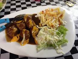 Dari kafe 'hipster' ke warung biasa, semuanya ada dan pasti kena dengan citarasa. 8 Tempat Makan Di Kuantan Yang Anda Boleh Nikmati Keenakan Hidangannya