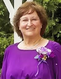 Donna Marin's Instagram, Twitter & Facebook