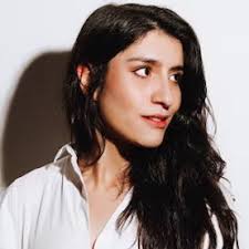 Molly McGuinness (@mollmcguinness)