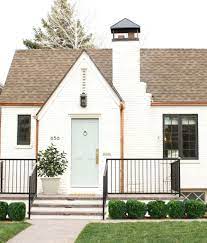 Only available in store at home depot. The Best White Paint Colors For Exteriors Plank And Pillow