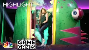 The one and only ellen degeneres returns to primetime to host an exciting new game show that's one big party! Ellen S Game Of Games Dizzy Dash Episode 1 Highlight Youtube