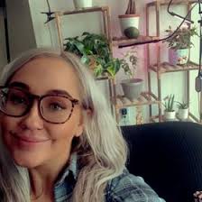 Amanda Guay (amandaguayy)