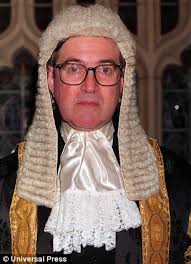 Judge slams neighbours' 'ludicrous' hosepipe court battle that cost £140k