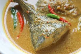 Life is a constant battle: Gulai Ikan Tongkol Lauk Nasi Dagang Azie Kitchen