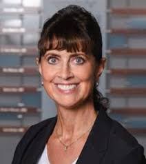 Ann Daniel's Instagram, Twitter & Facebook