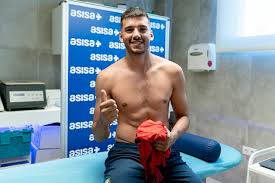 Gerónimo rulli (born 20 may 1992) is an argentine footballer who plays as a goalkeeper for spanish club villarreal cf. Rulli Al Submarino Y Plata Para El Pincha