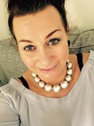 Hillary Moody's Instagram, Twitter & Facebook