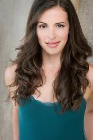 Sarah Girard's Instagram, Twitter & Facebook