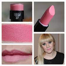 Golden rose smart lips moisturising lipstick smart with vitamin e & shea butter. Golden Rose Velvet Matte Ruzevi Sve Nijanse Recenzija Swatchevi Golden Rose Rose Velvet Velvet Matte