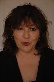 Annie BARONE, 71 ans (VILLEURBANNE, LYON, CIVRIEUX D'AZERGUES)