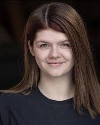 Philippa Thomas's Instagram, Twitter & Facebook