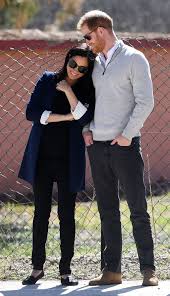 Elle et harry ont tous deux refusé de dire quel membre de la famille royale avait tenu de tels propos. What Meghan Markle And Prince Harry S Relationship Is Like In Quarantine