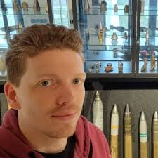 Op 8 mei had ik het genoeg om mijn Amerikaanse gasten Carol en haar man Bob  te mogen rondleiden door Trier. Carol haar vader John F. Mazur zat bij de  10th Armored