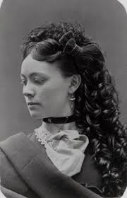 25 Glamorous Photos Of Victorian Women That Defined Fashion Styles From The Late 19th Century V Historical Hairstyles Victorian Hairstyles Vintage Hairstyles