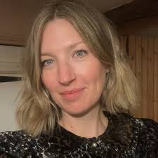 Amazon.com: Julia March: books, biography, latest update