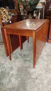 Homeowners can help to maximize the layout of their dining rooms by adding quality drop leaf dining table and chairs. Henkel Harris Mahogany Drop Leaf Dining Table Beautiful Table Long Valley Traders
