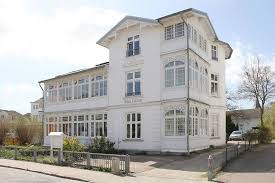 Das haus felicitas bietet für ihren erholsamen aufenthalt 12 freundliche, helle appartements. Haus Lottum Ferienwohnungen Ferienhauser Ferienappartements Binz Fewo Binz 360