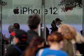 طريقة تحديث و تثبيت نظام ios 13 الجديد على الايفون والايباد بدون كمبيوتر ، حيث اطلقت شركة ابل. Ø¢ÙŠÙÙˆÙ† 13 Ù‚Ø¯ Ù„Ø§ÙŠØ±Ù‰ Ø§Ù„Ù†ÙˆØ± Ø£Ø¨Ø¯Ø§ Ù„Ù‡Ø°Ø§ Ø§Ù„Ø³Ø¨Ø¨ Ø§Ù„Ø­Ø±Ø©