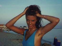 Stiamo parlando di federica farinella, la modella 27enne che sognava di sfondare nel mondo della il 2 settembre del 2001 federica aveva lasciato la rivista che stava leggendo in giardino per. Hyfn8fho1ljnkm
