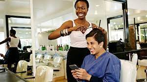 Salon de coiffure afro coiffure afro lille top the history blog blog archive 18th c gilded novembre 20, 2018 novembre 22, 2018 by ideescoiffures 17 views Pour Toutes Les Femmes Qui Galerent A Trouver Un Bon Coiffeur Pour Cheveux Boucles A Crepus J Ai Decide De Creer Une Appli Le Huffington Post Ca Marche