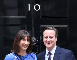 A snowman in a hard hat? What politicians' Christmas cards really say about  them