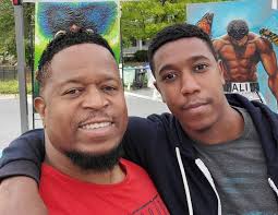 Dion-pollards-welcomes-jazz-into-the-cigar-lounge