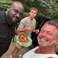 Jason Michaelson's Instagram, Twitter & Facebook