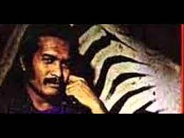 chorus a d di tengahnya kabut bermandi embun pagi e a dingin membuat hatiku membeku. Broery Marantika Hati Yang Terluka Chords Chordify