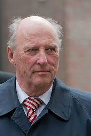 Ms kong harald kreuzfahrten 2020 und 2021 mit highlights kabinen und restaurants bewertungen und erfahrungberichte jetzt einfach online buchen. De 15 Beste Ideene Om Hans Majestet Kong Harald Norge Skiskyting Konge