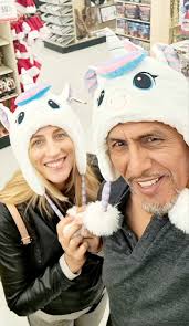 Any MUA available for beach photo session January 21st?