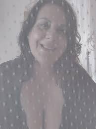 I can't help _____ when I see her . a. smiling b. smile Good luck .