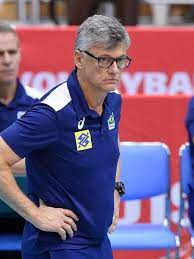 Renan dal zotto (born july 19, 1960) is a brazilian former volleyball player who competed in three editions of the summer olympics and currently head coach of brazil men's national volleyball team.he was born in são leopoldo, rio grande do sul.in 1980 he was part of the brazilian team which finished fifth in the olympic tournament.he played five matches. Renan Dal Zotto Apresenta Melhora Continua E E Extubado 24 04 2021 Uol Esporte