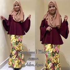 Ia adalah yang terbaik tanpa lengan sweater warna klasik boleh ditambah dengan satu set yang terdiri daripada seluar jeans dan baju. Facebook
