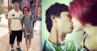 Trong đêm tân hôn, hòa minzy đã tặng cho chồng những cú tát trời giáng vì anh thổ lộ chờ đợi tuy nhiên, khả năng cãi nhau đẳng cấp đã giúp hòa minzy thắng áp đảo tự long. Cong PhÆ°á»£ng Say Ä'áº¯m Hon Hoa Minzy