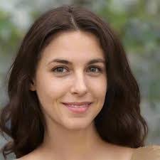 Lana Caldwell's Instagram, Twitter & Facebook