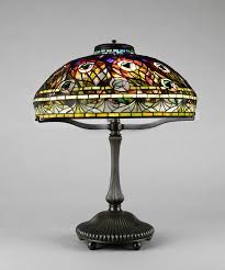 Tiffany Studios American Est 1902 Peacock Table Lamp C 1899 1928 Art Deco Table Lamps Beautiful Lamp Tiffany Lamps