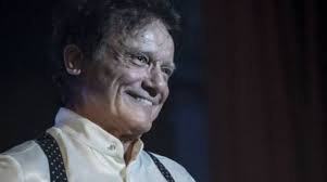 (massimo ranieri su terrorismo.) « mi troverai accanto a te qualunque sia la scelta che adesso tu farai, ti volterai e mi vedrai. Concerto Di Massimo Ranieri Al Politeama Appuntamento Rinviato Al 22 Aprile 2021 Piacenzasera It