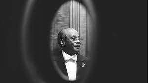 Mereka pun toh juga wanita jerman adalah wanita yang mandiri. Butler Im Weissen Haus W R Jerman Erlebte Elf Prasidenten Nun Starb Er Am Coronavirus Stern De