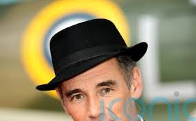 All the updated news related to jonathan-waters