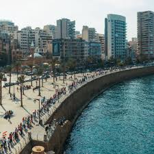 Is the los angeles county metropolitan transportation authority's (la metro) chief sustainability officer (cso). Au Liban Une Chaine Humaine De 170 Kilometres En Solidarite De La Contestation