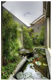 Namun jangan salah untuk membuat ornament, bentuk dan ukuran kolam ikan minimalis yang akan anda buat, agar biaya perawatan kolam ikan tersebut nantinya tidak. Kolam Ikan Mungil Cantik Di Belakang Rumah Water Features In The Garden Zen Garden Design Modern Garden