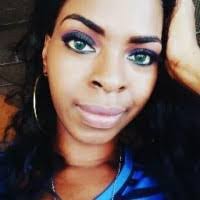 Candy Robertson's Instagram, Twitter & Facebook