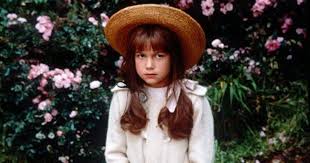 Eventually she discovers a sickly, bedridden cousin and an overgrown, walled off, abandoned garden that that once belonged to her deceased aunt. The Secret Garden Is Headed To Netflix So Get Ready For All The Feels Entertainment Novafm