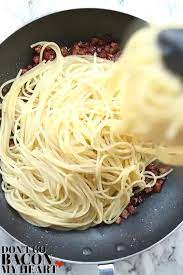 Carbonara Creamy Without Cream Video Quick Pasta Recipes Diy Food Recipes Mexican Food Recipes Authentic