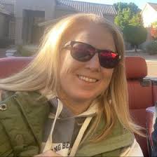 Hillary Holcomb (hillaryholcomb)