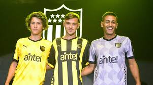 Con mi camiseta de peñarol, no le temo a nada, no le temo a nada. Camisetas Puma De Penarol 2018 Todo Sobre Camisetas