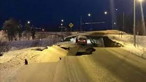 Flights from seattle and salt lake, portland and phoenix, chicago and minneapolis, make up some of the more than 240 daily flights arriving and departing daily from alaska's largest airport. 7 0 Magnitude Earthquake In Alaska Triggers Tsunami Warning